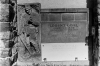 Cínovec - náhrobní deska, 2022